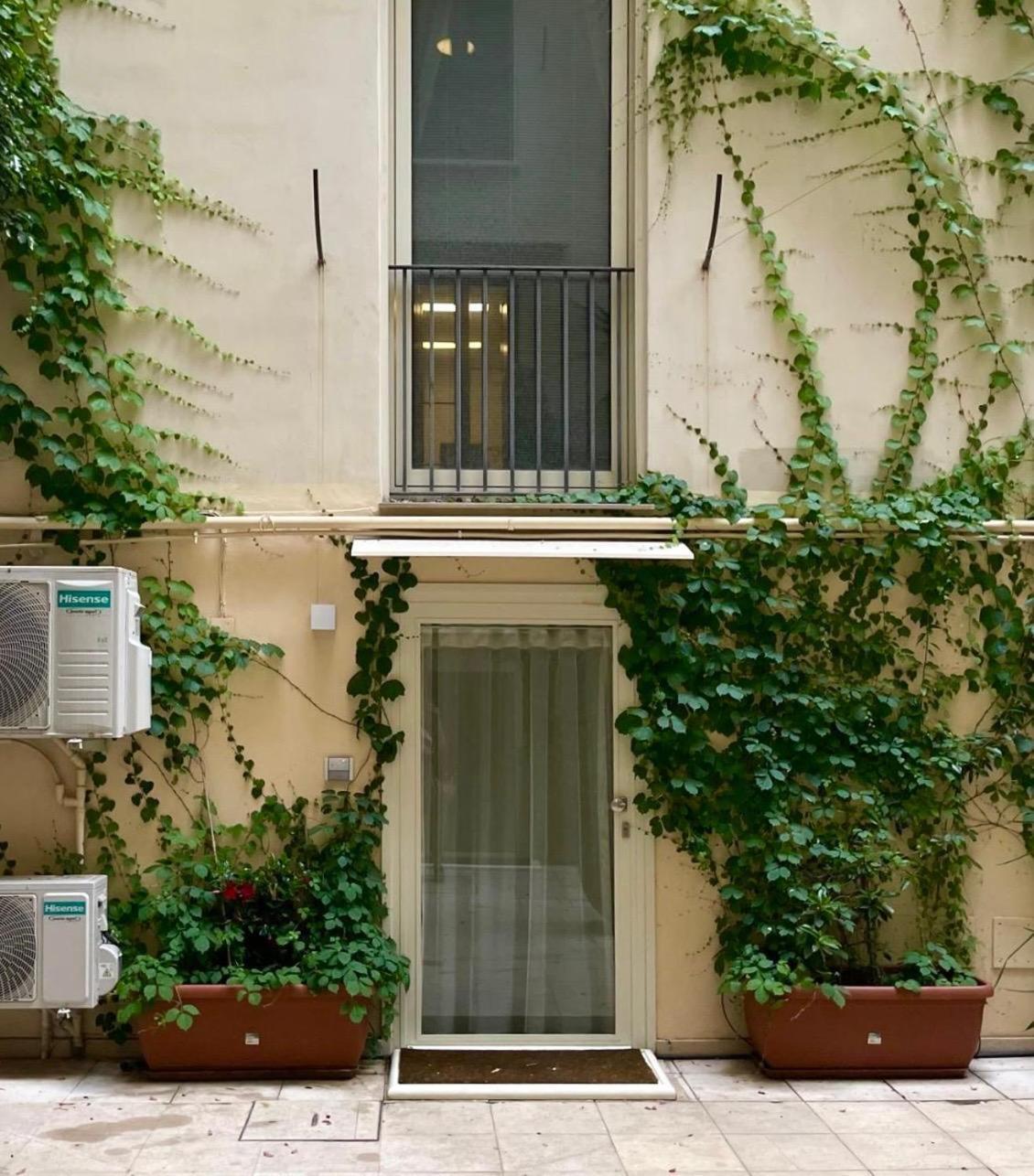 Апартаменти Casa Lara Bari Centro Екстер'єр фото